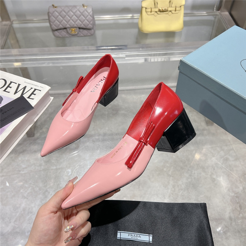 Pra*a chunky pointed pumps in pink and red calfskin