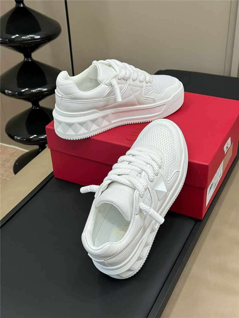 Va1e*ntin0 one stud xl nappa leather low-top sneaker