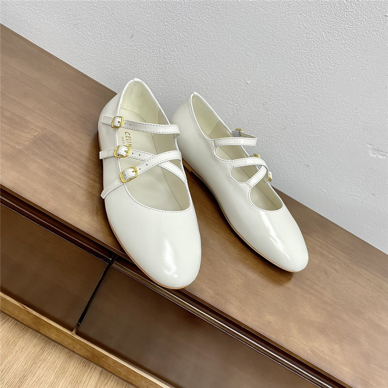 Ce1i*e criss-cross babies ballerinas white patent calfskin