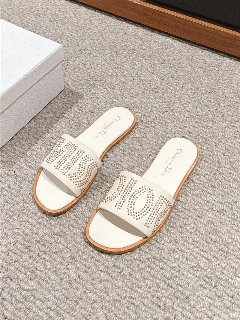 D10r dway slide white calfskin with gold-finish studs