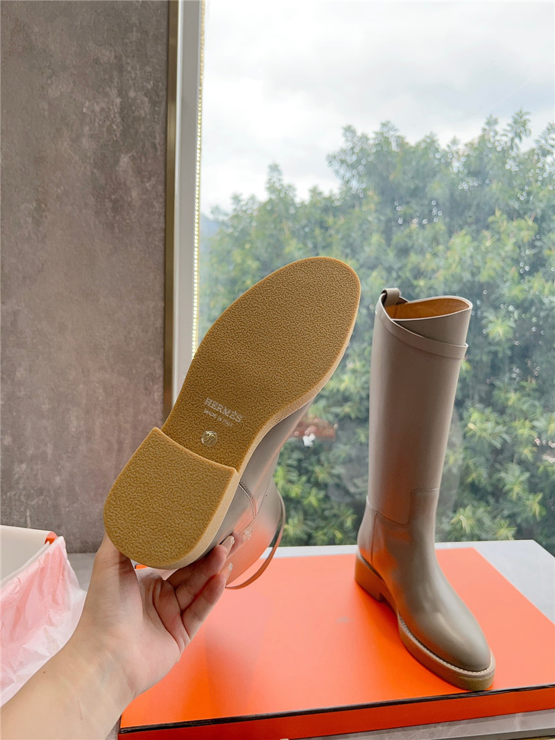 H**me5 faustine boot in gray