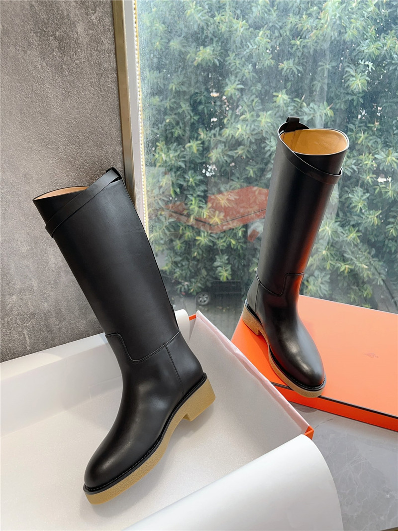 H**me5 faustine boot in black