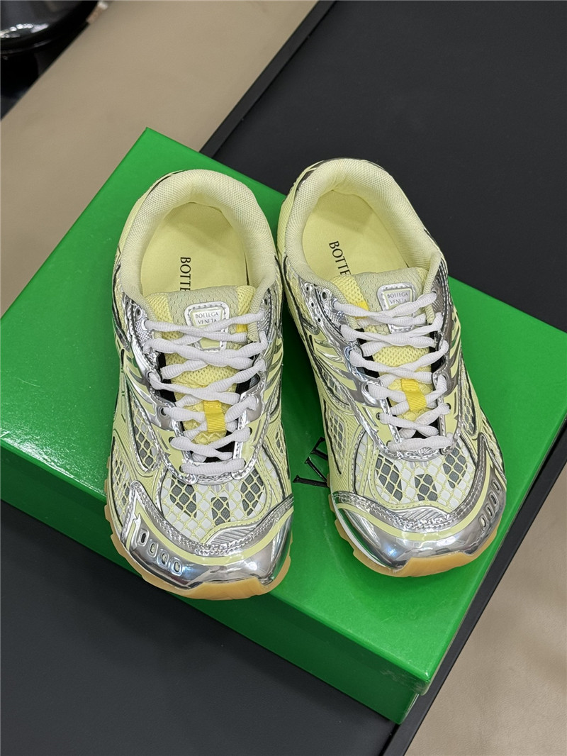b0tt*ga Ven*ta orbit sneakers women