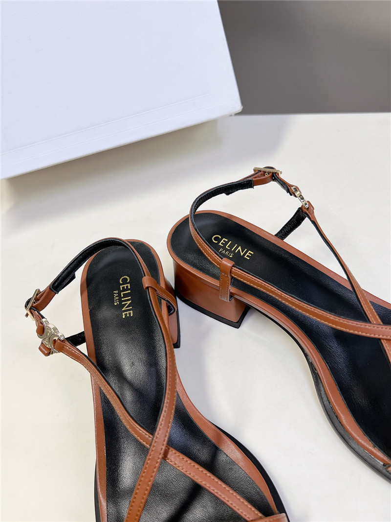 Ce1i*e cuir triomphe brown lambskin flat sandals