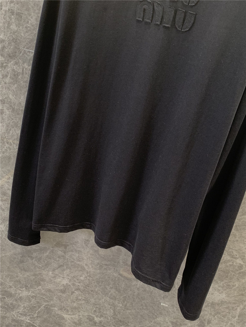 M1um1u patch logo long sleeve t-shirt replica clothes