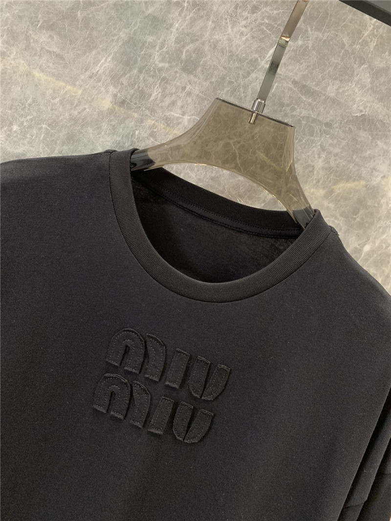 M1um1u patch logo long sleeve t-shirt replica clothes