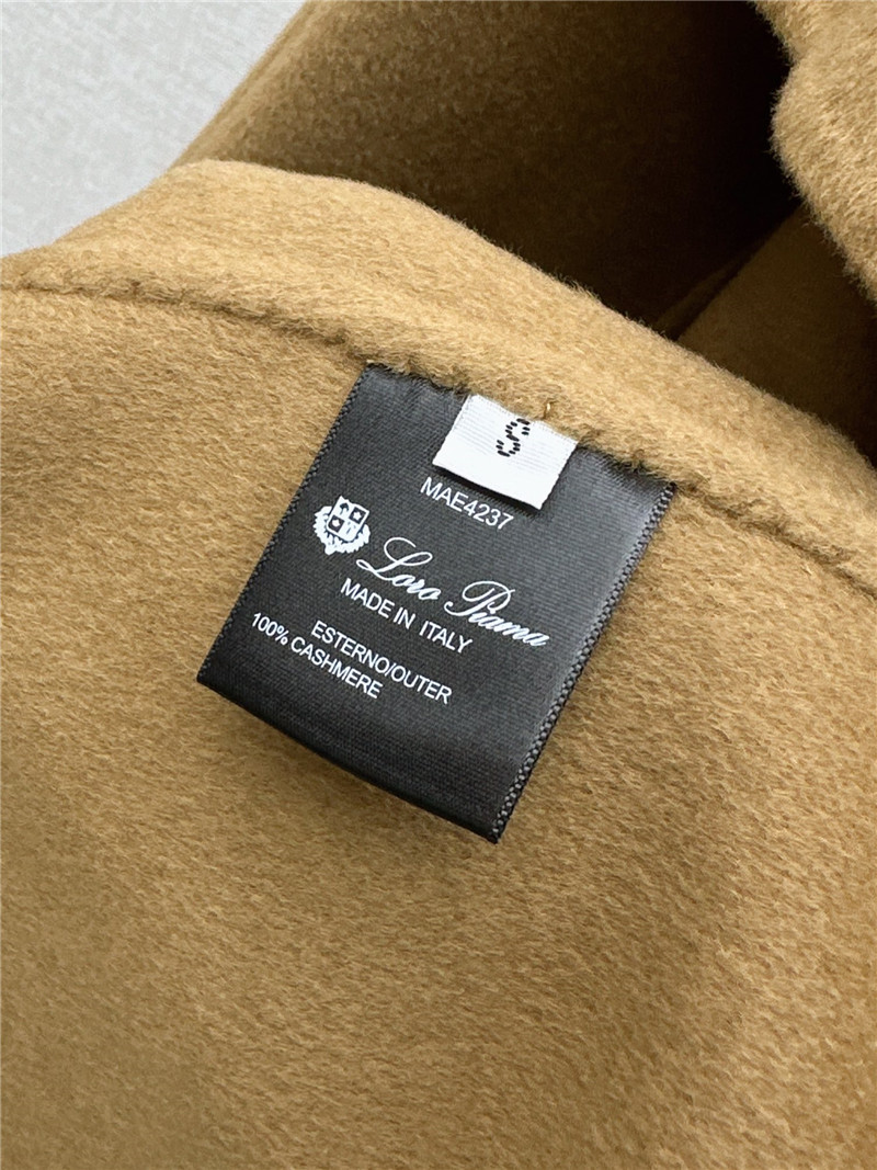 L0r0 P1ana lapel robe design wool coat replica clothes