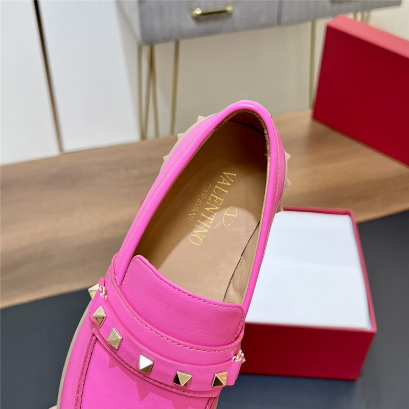 Va1e*ntin0 leisure nappa leather loafer in fuchsia