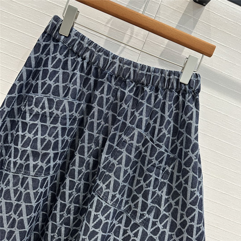 Va1e*ntin0 v jacquard denim long skirt replica clothing