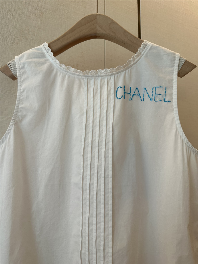 Ch**el second-hand small details vest replica clothing sites