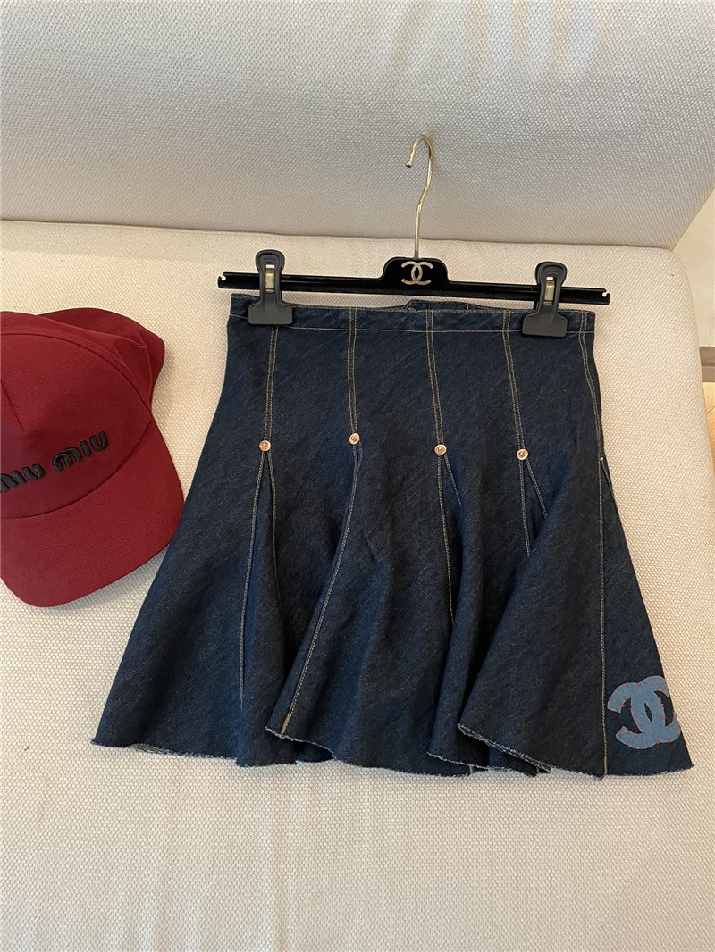 Ch**el new pleated skirt replica designer clothing websites