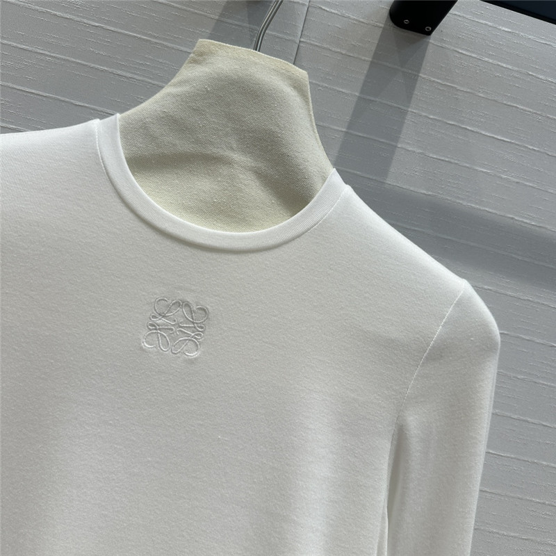 L0ew* knot embroidered bottoming shirt replica clothing