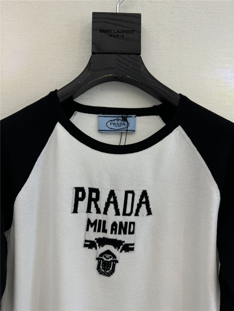 Pra*a new long-sleeved t-shirt replica clothing sites