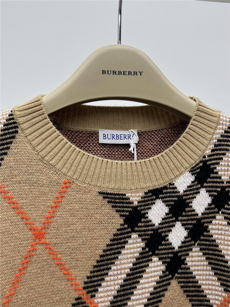 Bv*b*rry check pullover sweater replica clothing sites