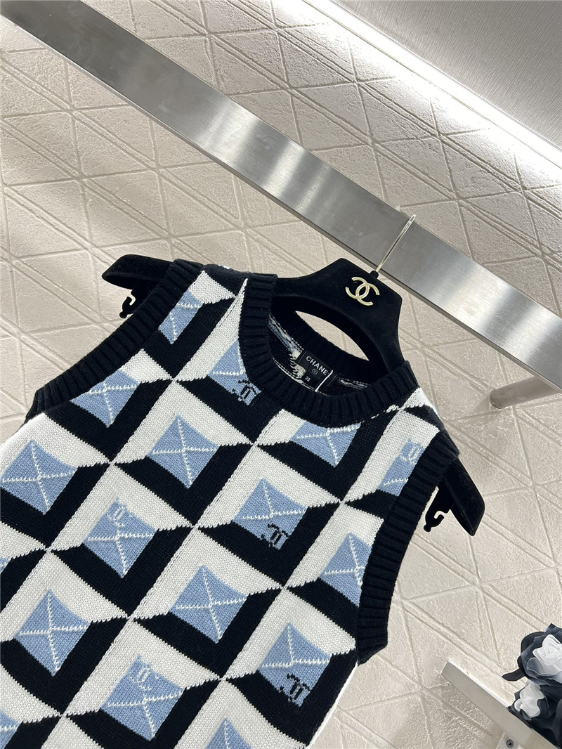 Ch**el new knitted vest replica clothing sites