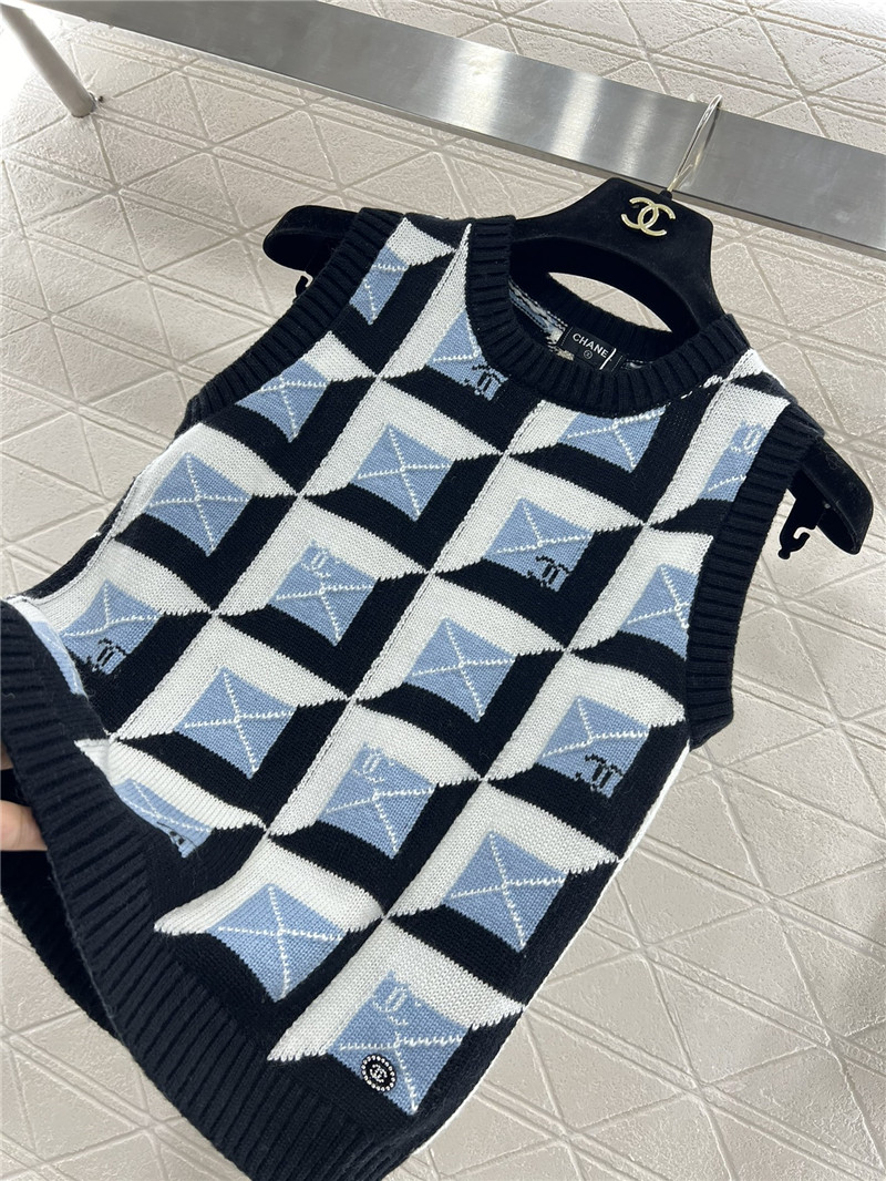 Ch**el new knitted vest replica clothing sites