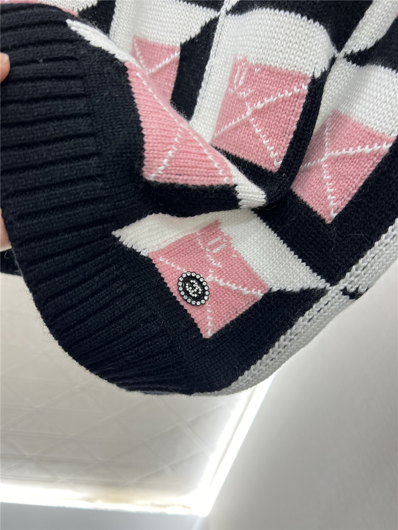 Ch**el new knitted vest replica clothing sites