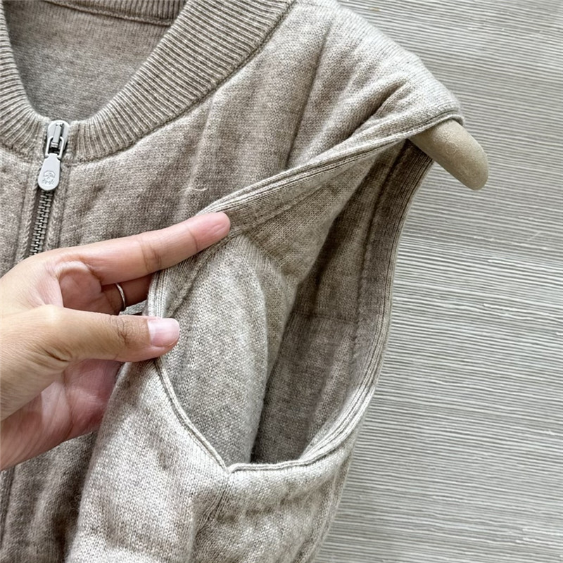 L0r0 P1ana checkered cashmere vest replica clothing sites