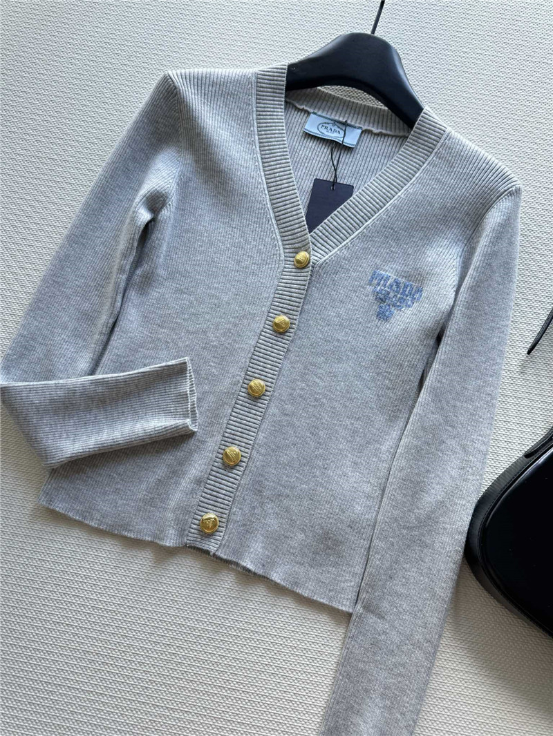 Pra*a new cardigan replica clothes