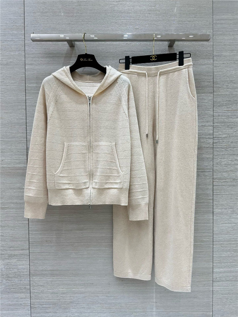 L0r0 P1ana cashmere suit replica d&g clothing