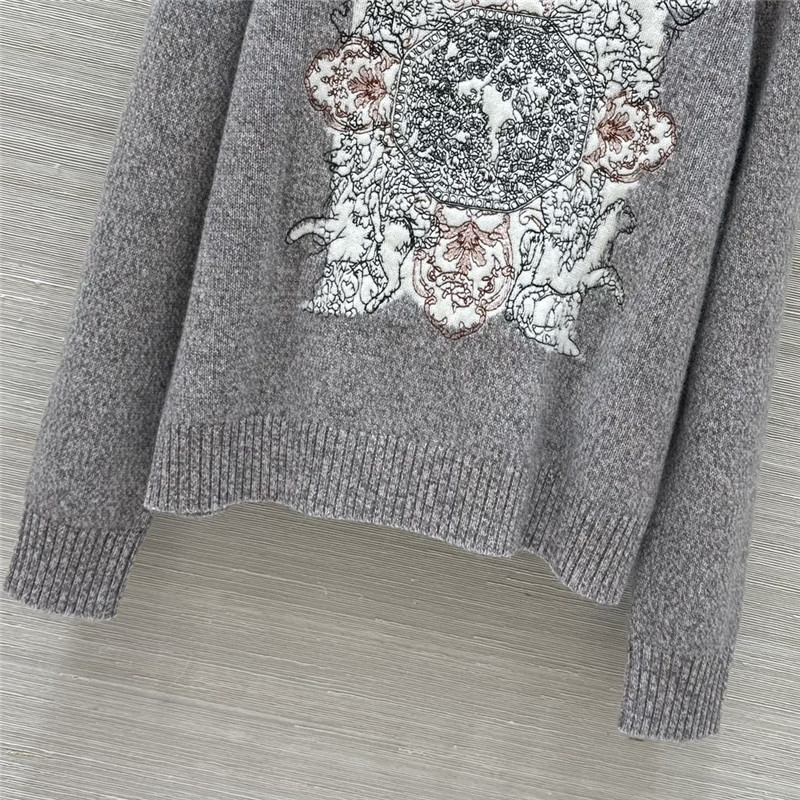 D10r heavy embroidery cashmere sweater replica clothing sites