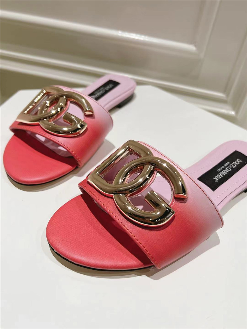 Dolce & Gabbana Gold DG Ombré-Print Sliders in Pink
