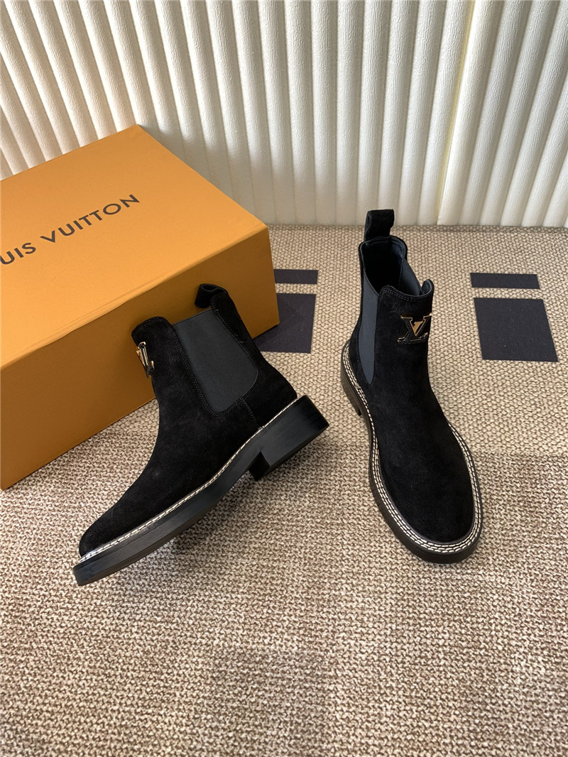 l0vis Vvtt0n beaubourg ankle chelsea boots in suede
