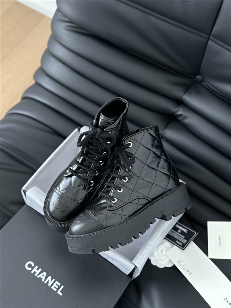 ch**el D1am0nd calfskin lace-up ankle boots