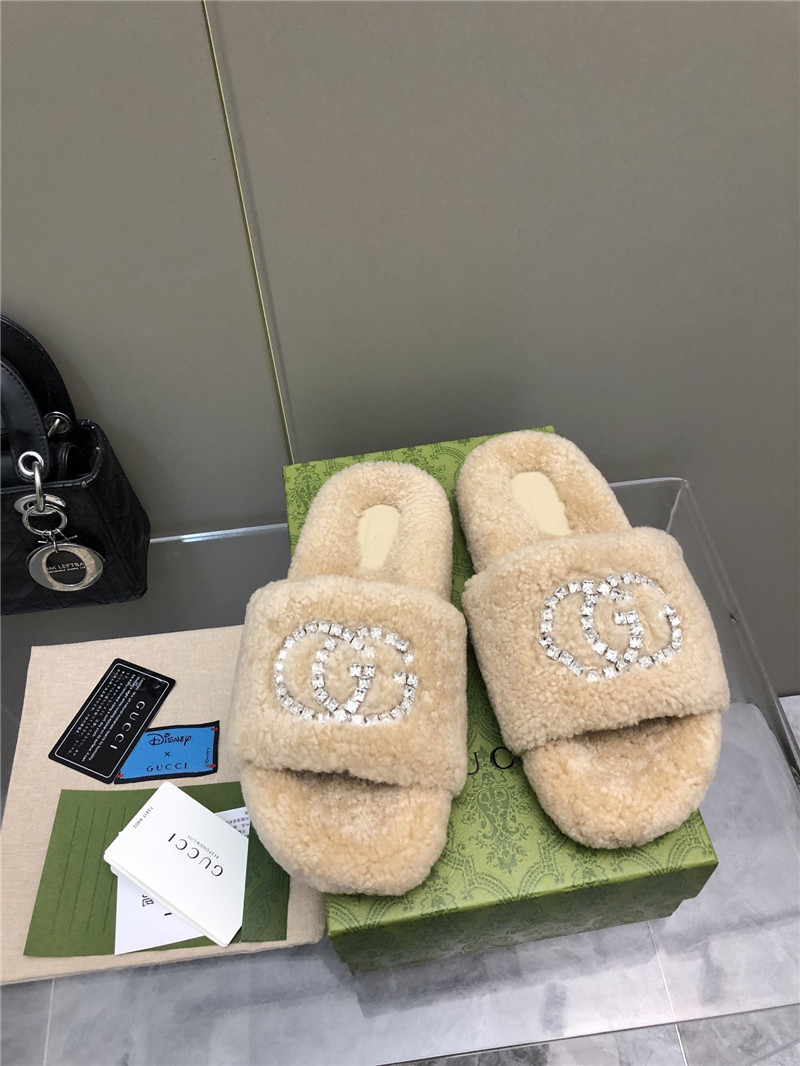 Gvc*1 rhinestone gg shearling slides beige
