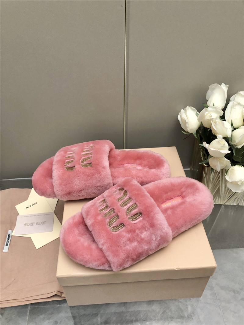 Miu Miu Lettering Logo Shearling Slides Pink