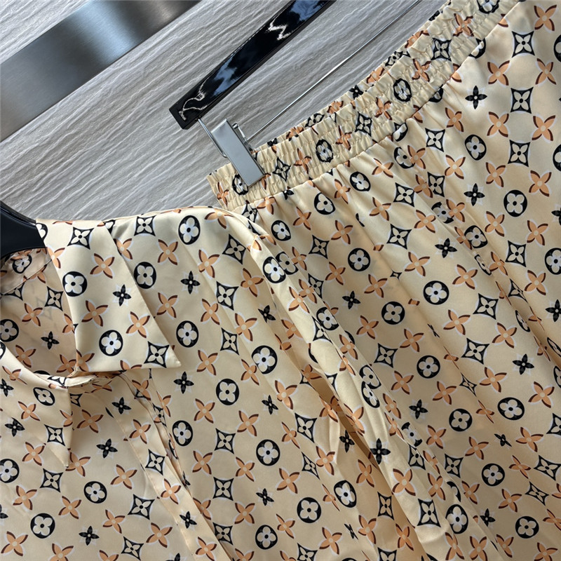 l0vis Vvtt0n lv monogram suit replica d&g clothing