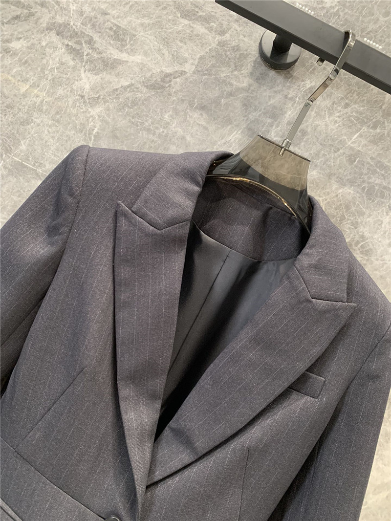 a1exa*der Mcqv*en single button striped suit jacket replicas clothes