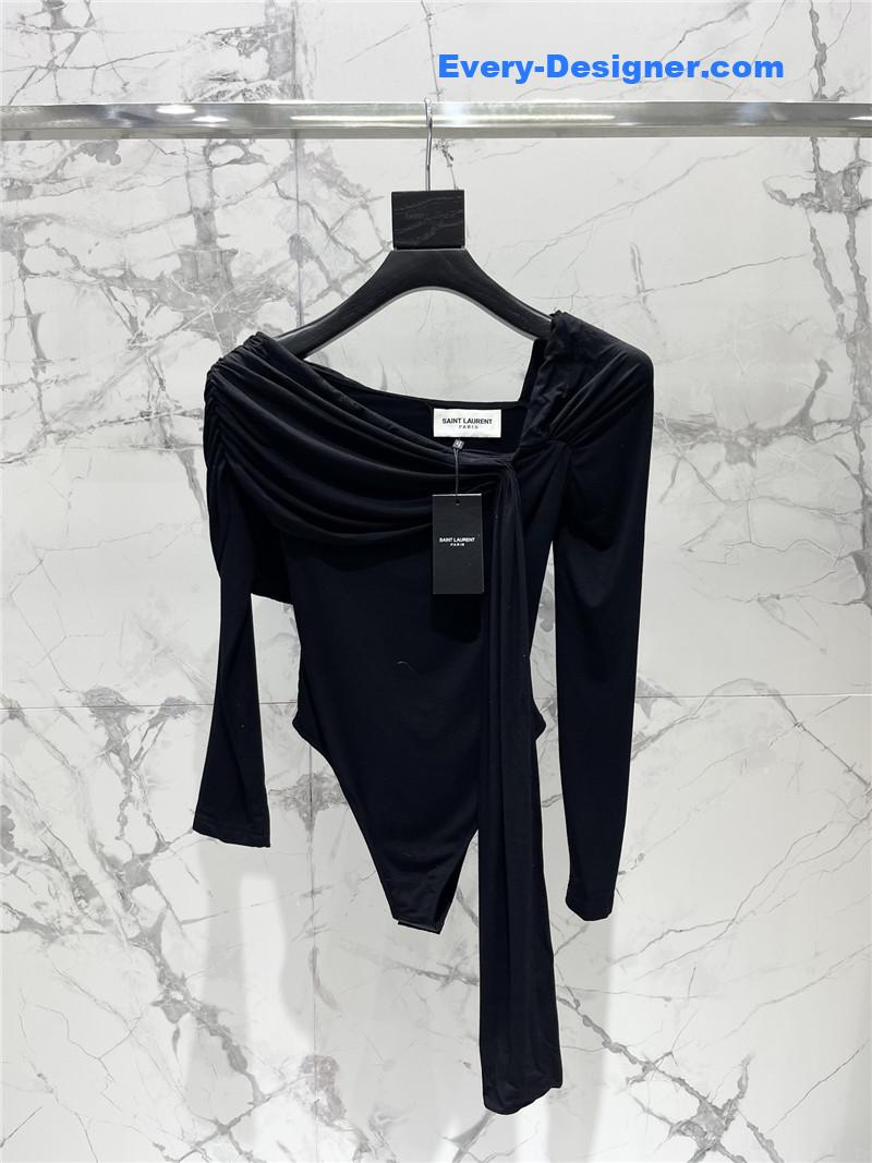 Y51 pleated off-shoulder dress replicas clothes