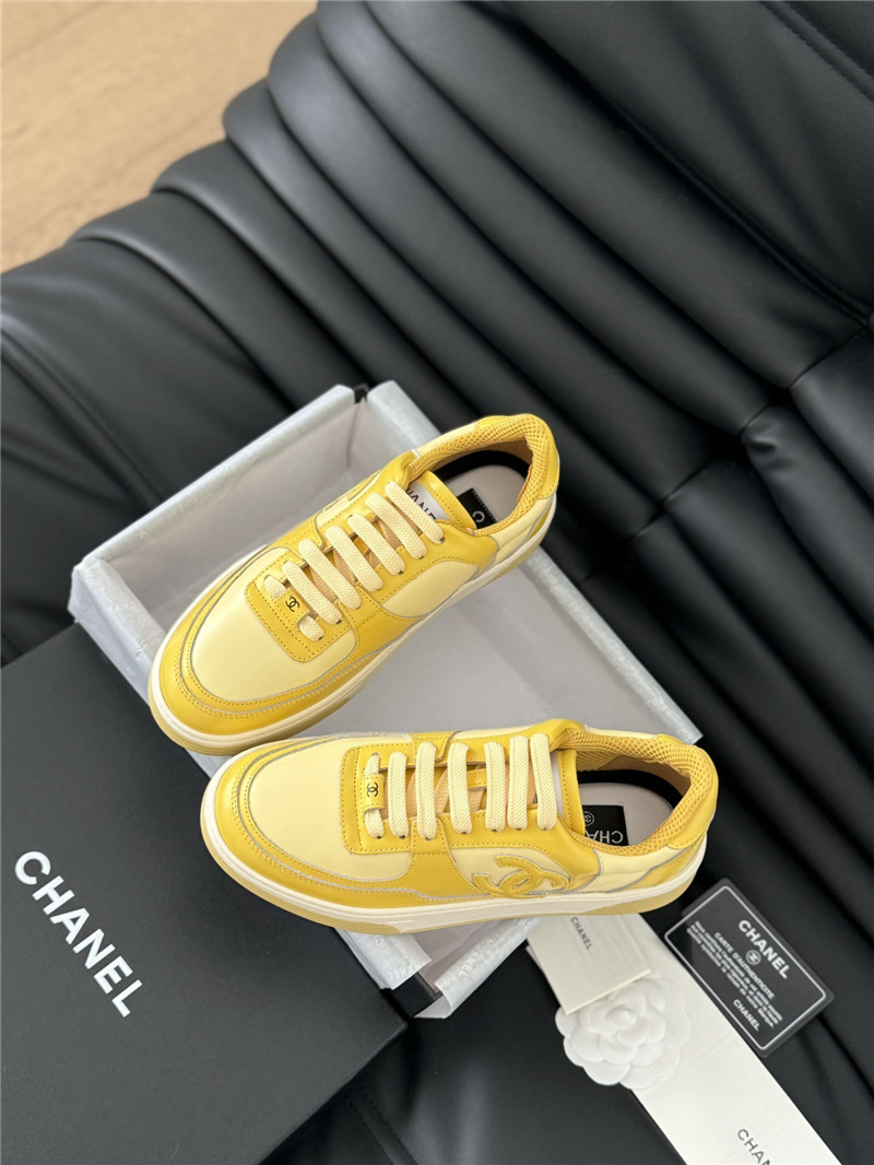 Ch**el yellow logo low top sneakers