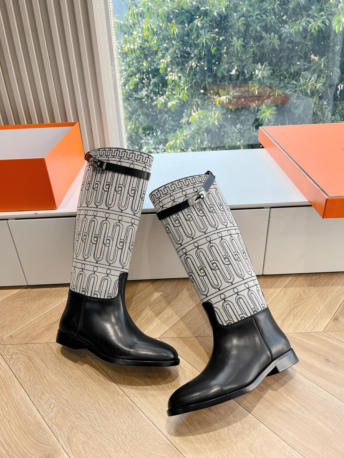 H**me5 prunoir jumping boot