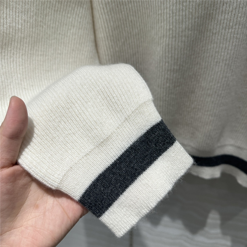 BC tennis style V-neck cashmere sweater replicas clothes