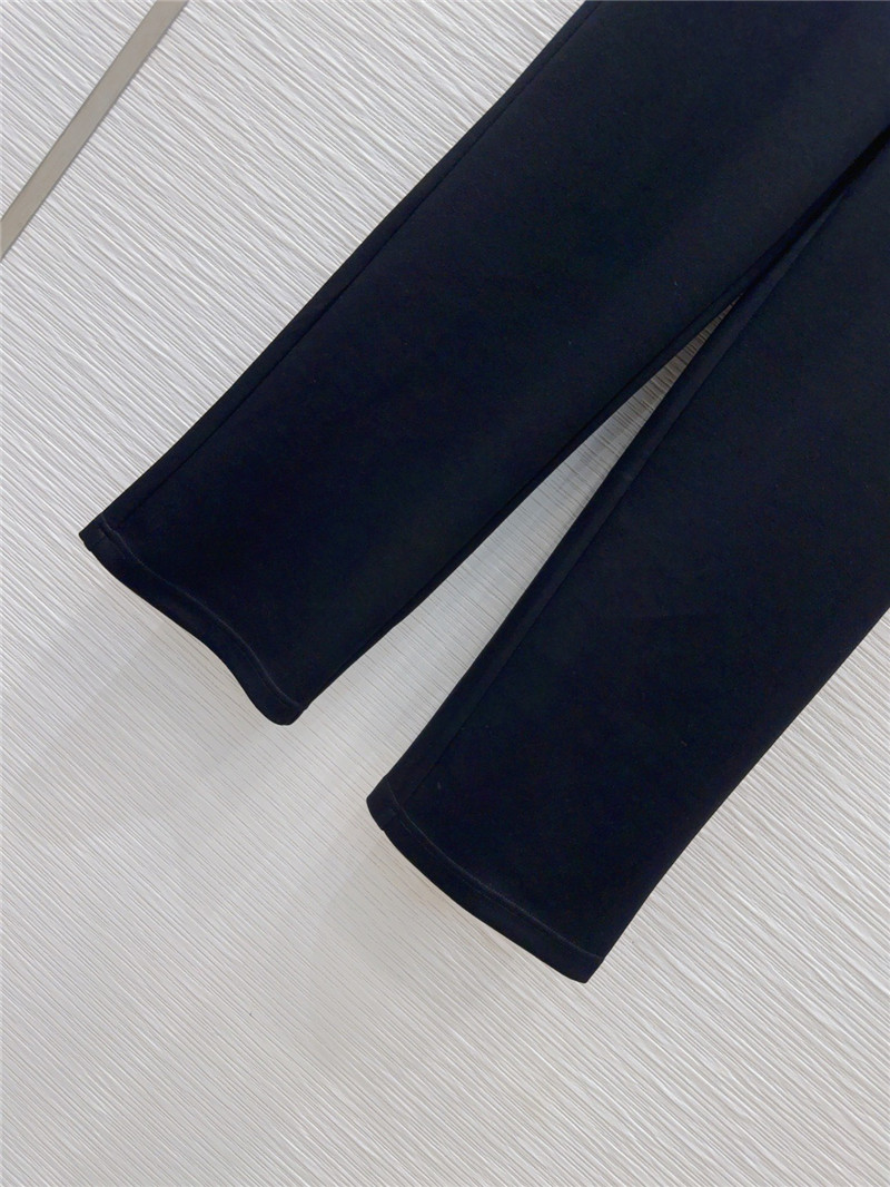 F**di trendy sweater suit replica clothing sites