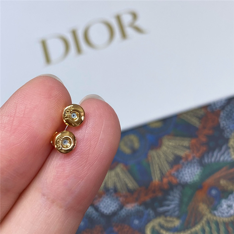 D10r cd pearl earrings