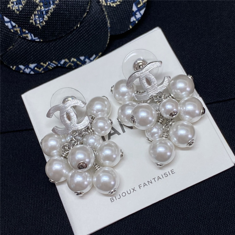 Ch**el grape bunch earrings