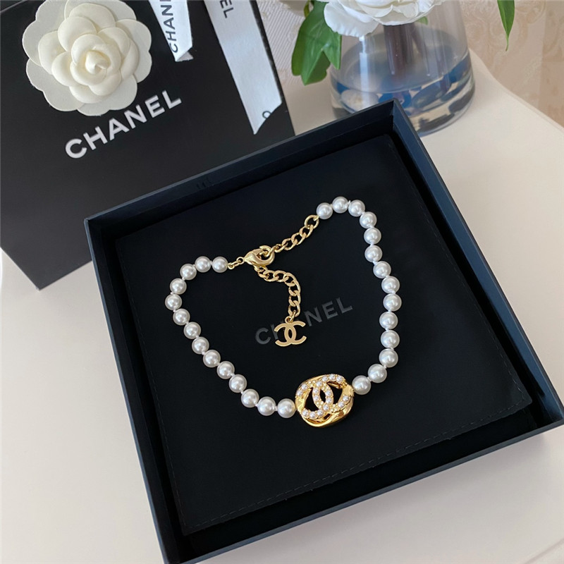 Ch**el hollow twisted sugar cube pearl necklace