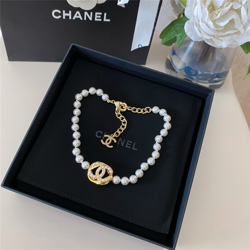 Ch**el hollow twisted sugar cube pearl necklace