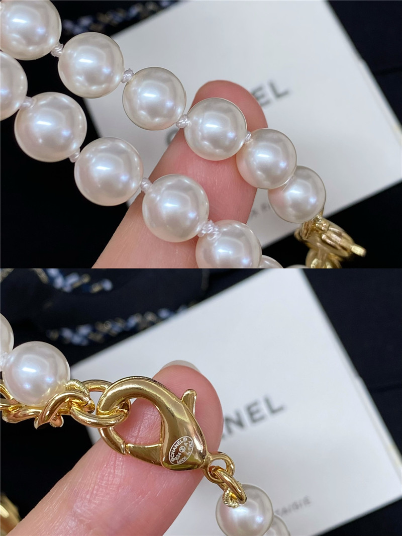 Ch**el hollow twisted sugar cube pearl necklace