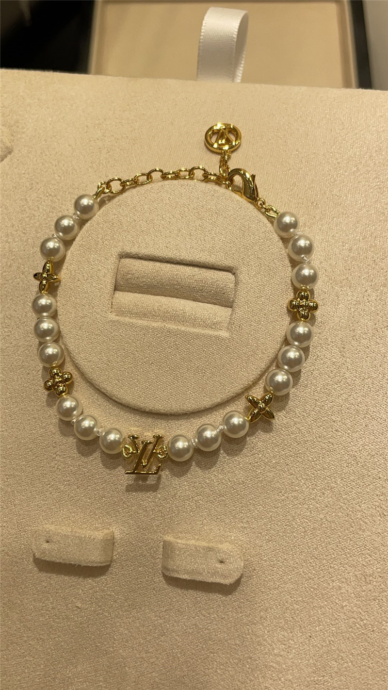 l0vis Vvtt0n lv green gold flower pearl bracelet