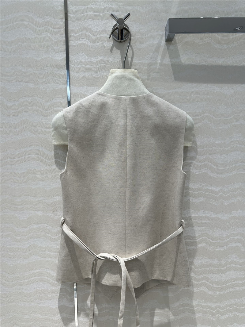 b0tt*ga Ven*ta vest replica d&g clothing
