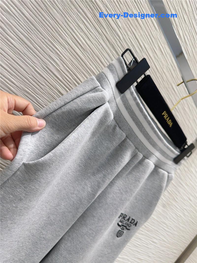 Pra*a crew neck sweatshirt suit replica d&g clothing