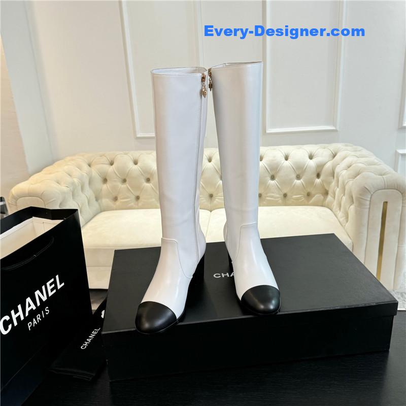 Ch**el white chunky heel zipper keen high boots