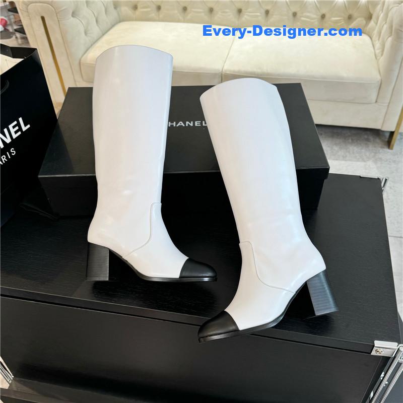Ch**el white chunky heel zipper keen high boots
