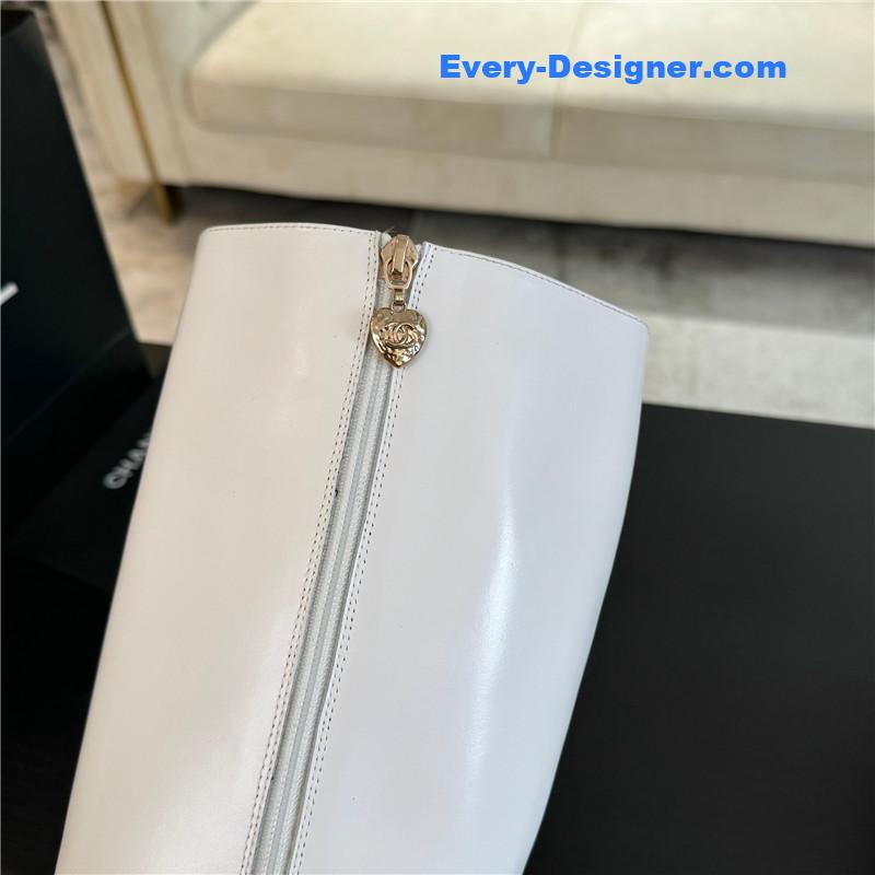 Ch**el white chunky heel zipper keen high boots