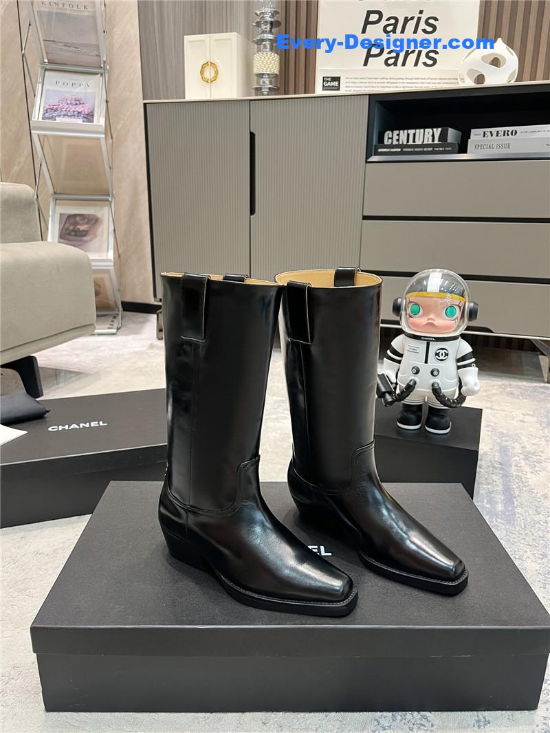 Ch**el calfskin pointed toe mid boots