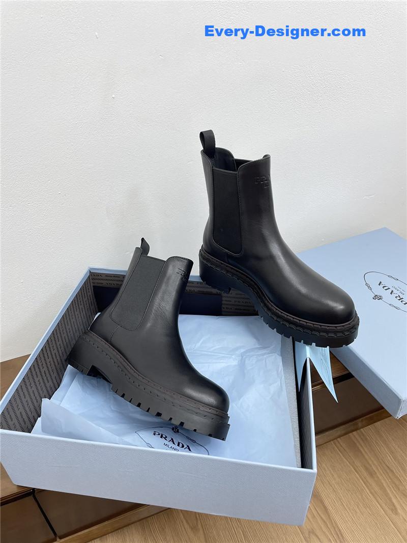 Pra*a calf leather chelsea boots